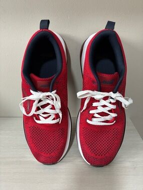 Avia m’en 02 air Red Athletic Sneakers with White Laces in size12